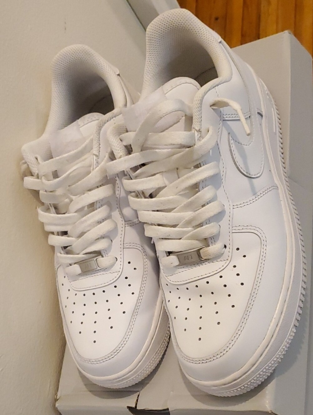 NIKE AIR FORCE 1 White Men's / UNISEX SNEAKERS